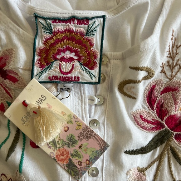 Johnny Was • Maisie 3/4 Sleeve Button Front Tee • Size L • NWT - Picture 6 of 7